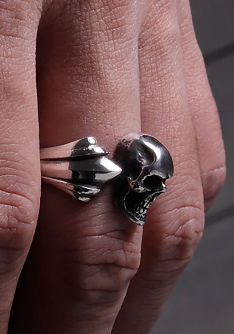 2 Abnormal Sides M Skull Ring 8 2 Abnormal Sides M Skull Ring