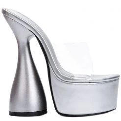 Cape Robbin World Tour Flawless Platform Heels