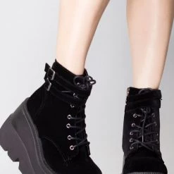 Demonia Shoes Midnight Seance Platform Boots