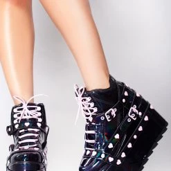 Y.R.U. New Qozmo Bondage Heart In Black Hologram/Pink