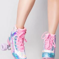 Y.R.U. X Care Bear Qozmiq SK8 Roller Skates Mad World 10 Y.R.U. X Care Bear Qozmiq SK8 Roller Skates Mad World